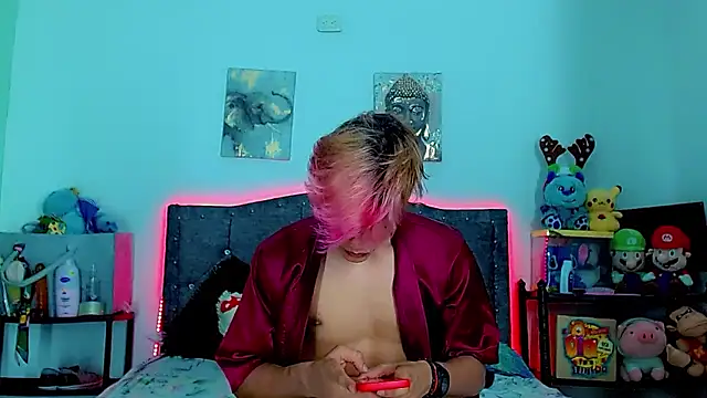 Liamscott  online show from December 19, 2025, 11:34 pm