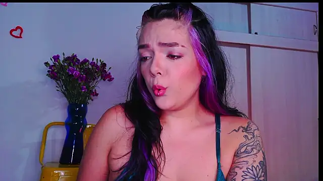 purple em69 online show from February 22, 2026, 5:19 am