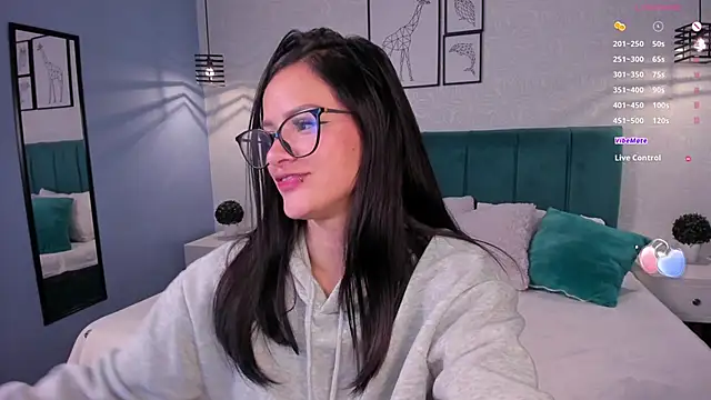 katherin smith  online show from December 7, 2024, 7:16 am