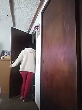 Snapshot of LucifernandaSw chatting on February 18, 2025, 2:06 pm LucifernandaSw online show from February 18, 2025, 2:06 pm