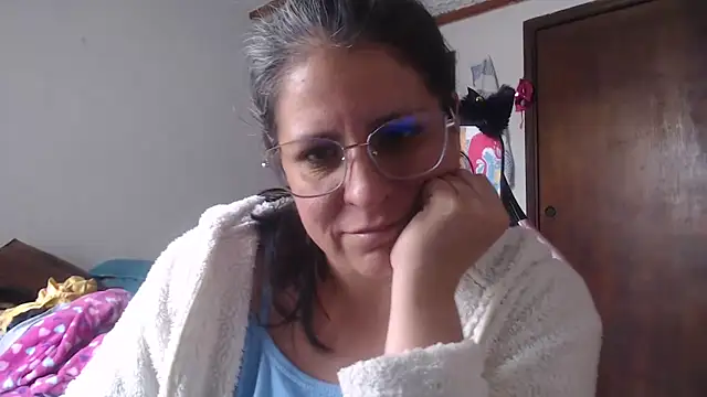 Snapshot of LucifernandaSw chatting on February 13, 2026, 4:36 pm LucifernandaSw online show from February 13, 2026, 4:36 pm