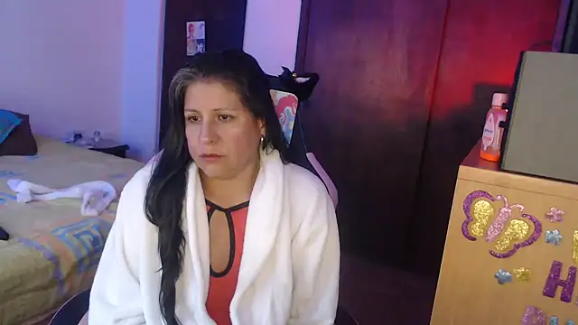 LucifernandaSw online show from May 13, 2026, 12:46 pm