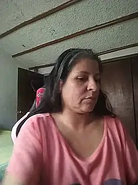 LucifernandaSw online show from May 26, 2026, 10:28 pm
