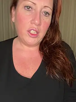 Snapshot of xsexycurvymilf chatting on December 22, 2025, 3:31 pm xsexycurvymilf online show from December 22, 2025, 3:31 pm