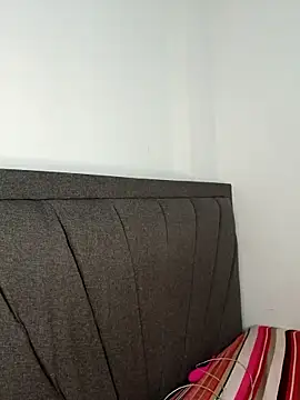 hanaa 18 online show from March 13, 2025, 5:18 pm