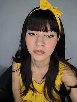 hanaa 18 online show from December 23, 2025, 5:05 am