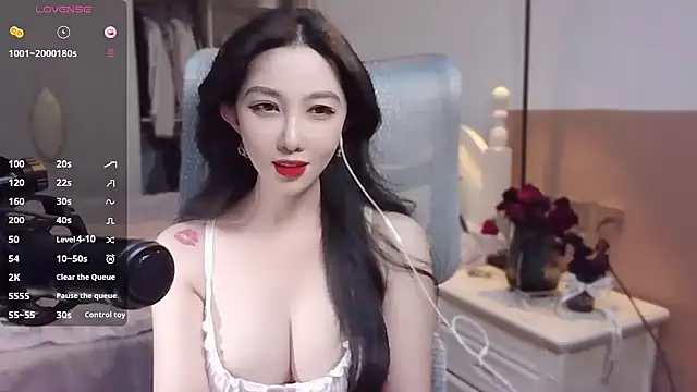 Snapshot of vyizh- chatting on January 9, 2025, 5:23 am vyizh- online show from January 9, 2025, 5:23 am