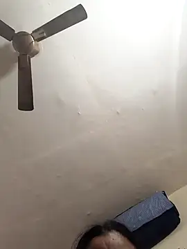  Redwine  online show from February 12, 2025, 6:51 pm