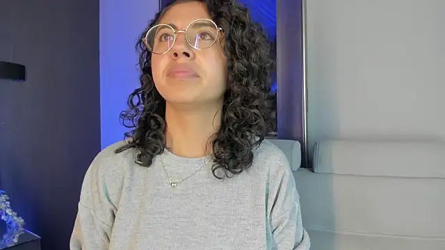 Amareto  online show from January 5, 2026, 5:38 pm