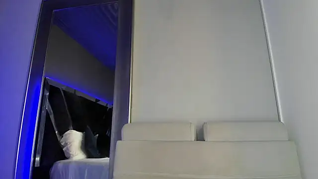 Amareto  online show from March 16, 2026, 10:08 am