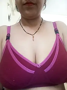 Snapshot of Hot-Shivani chatting on February 15, 2026, 7:54 pm Hot-Shivani online show from February 15, 2026, 7:54 pm