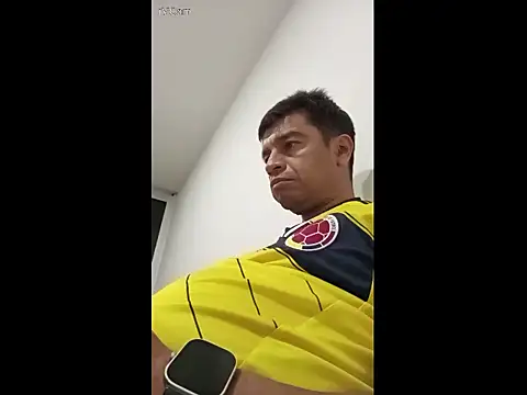 Snapshot of perxxxeo_ chatting on October 6, 2025, 12:19 am perxxxeo online show from October 6, 2025, 12:19 am