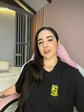 Victoria-And1 online show from February 5, 2026, 1:43 am