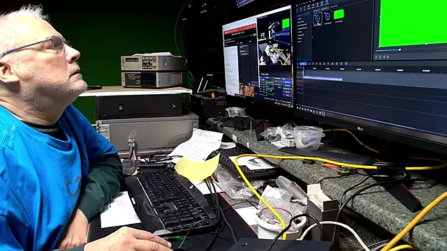 Snapshot of ButtCrackShowing-OOPS chatting on February 24, 2026, 6:28 pm ButtCrackShowing-OOPS online show from February 24, 2026, 6:28 pm