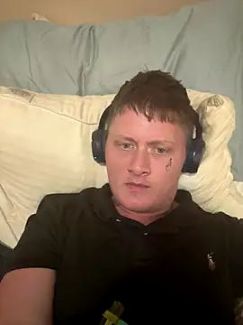 Snapshot of Brittanyvbk chatting on October 6, 2025, 10:40 pm Brittanyvbk online show from October 6, 2025, 10:40 pm