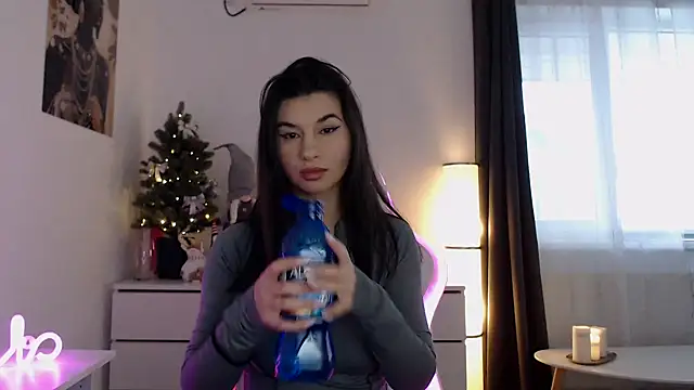 Simply the best online show from December 17, 2025, 1:39 pm