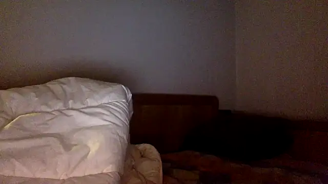 Snapshot of molozeb chatting on October 29, 2025, 3:31 am molozeb online show from October 29, 2025, 3:31 am