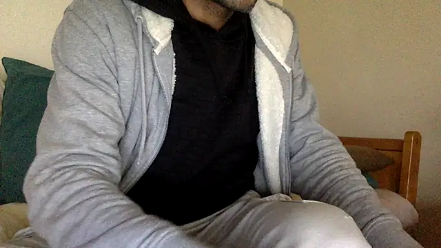 Snapshot of molozeb chatting on October 29, 2025, 3:36 pm molozeb online show from October 29, 2025, 3:36 pm