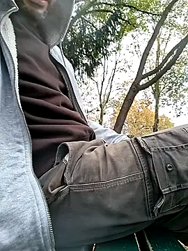 Snapshot of molozeb chatting on November 10, 2025, 1:32 pm molozeb online show from November 10, 2025, 1:32 pm