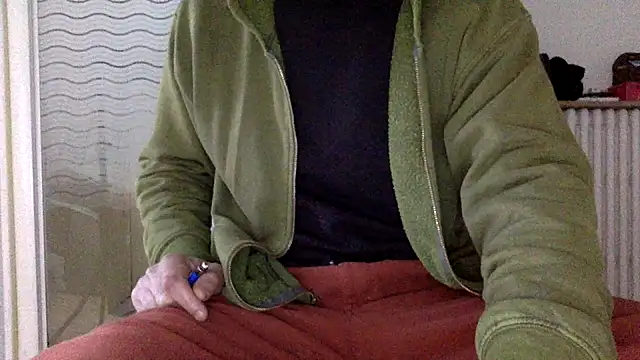 Snapshot of molozeb chatting on November 26, 2025, 7:09 am molozeb online show from November 26, 2025, 7:09 am