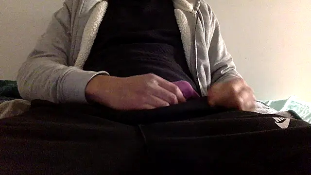 Snapshot of molozeb chatting on January 31, 2026, 7:11 pm molozeb online show from January 31, 2026, 7:11 pm