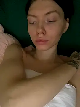 Lisaaa Alisa online show from December 1, 2025, 4:28 am