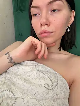 Lisaaa Alisa online show from March 15, 2026, 8:53 am