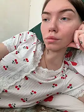 Lisaaa Alisa online show from April 3, 2026, 3:48 am