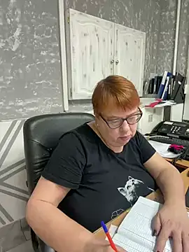 Snapshot of Klio5678 chatting on February 24, 2026, 10:19 pm Klio5678 online show from February 24, 2026, 10:19 pm