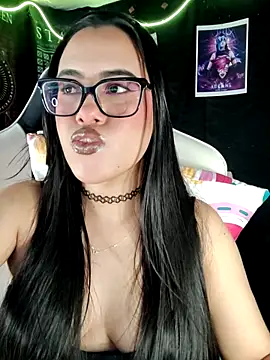 Janna mnt online show from March 22, 2026, 3:43 am