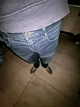 Lorent6969 online show from December 3, 2025, 4:27 pm