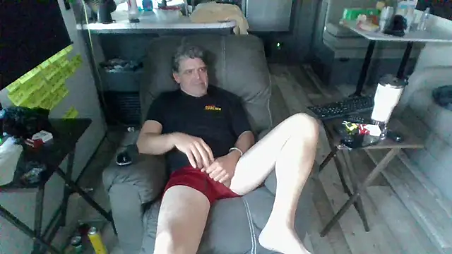 Snapshot of lateniter chatting on October 31, 2025, 10:22 pm lateniter online show from October 31, 2025, 10:22 pm