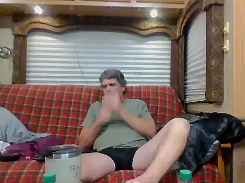 Snapshot of lateniter chatting on November 28, 2025, 2:25 am lateniter online show from November 28, 2025, 2:25 am