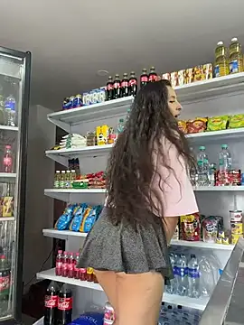 Snapshot of LittleDoll___ chatting on February 13, 2026, 1:29 pm LittleDoll online show from February 13, 2026, 1:29 pm