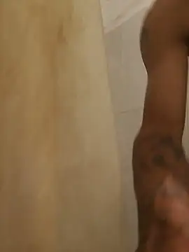 jordirey online show from December 4, 2024, 3:26 am