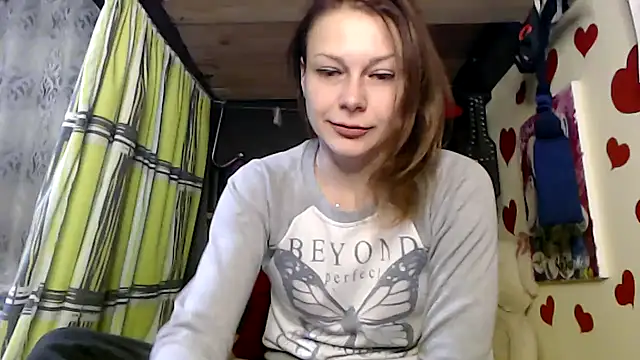 HarleyQuinn 69 online show from December 15, 2024, 7:10 pm