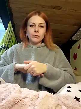 HarleyQuinn 69 online show from November 17, 2025, 1:06 pm