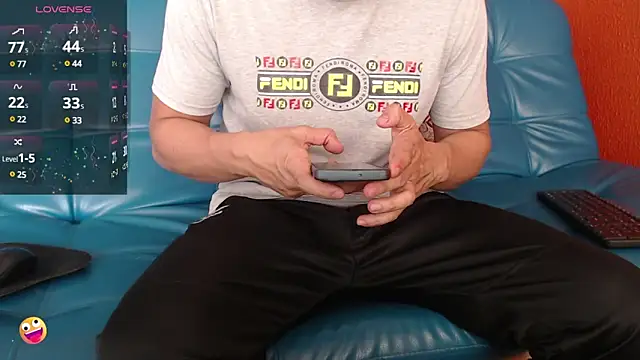 Snapshot of Emmanuel21_ chatting on January 15, 2025, 8:05 pm Emmanuel21 online show from January 15, 2025, 8:05 pm