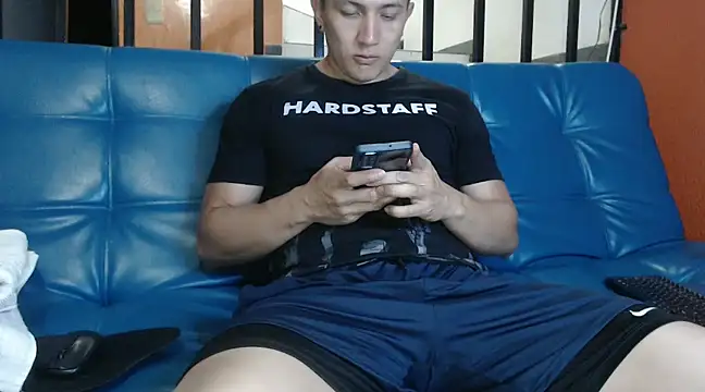 Snapshot of Emmanuel21_ chatting on February 1, 2025, 4:35 am Emmanuel21 online show from February 1, 2025, 4:35 am