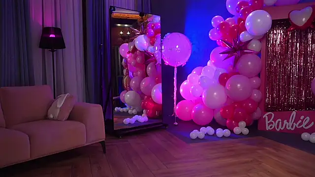 Snapshot of eva_fashionista chatting on February 6, 2025, 4:21 am eva fashionista online show from February 6, 2025, 4:21 am