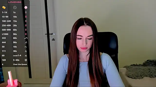 Kimmberr online show from October 19, 2025, 3:07 am