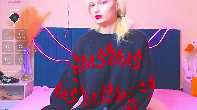 Snapshot of Angelina__1 chatting on December 1, 2024, 8:53 pm Angelina 1 online show from December 1, 2024, 8:53 pm