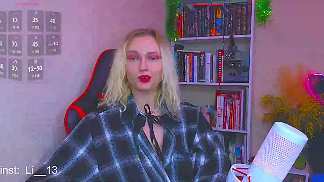 Snapshot of Angelina__1 chatting on February 10, 2025, 8:53 pm Angelina 1 online show from February 10, 2025, 8:53 pm