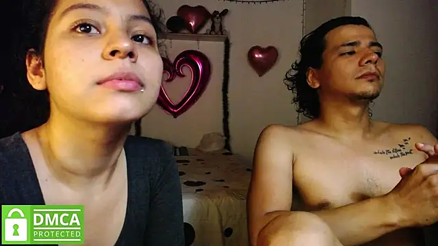 Snapshot of Mr_MrsCurie chatting on December 19, 2024, 11:35 pm Mr MrsCurie online show from December 19, 2024, 11:35 pm