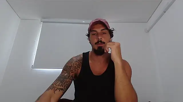 Snapshot of milkoffe chatting on March 3, 2026, 3:18 pm milkoffe online show from March 3, 2026, 3:18 pm