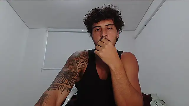 Snapshot of milkoffe chatting on March 4, 2026, 11:16 am milkoffe online show from March 4, 2026, 11:16 am