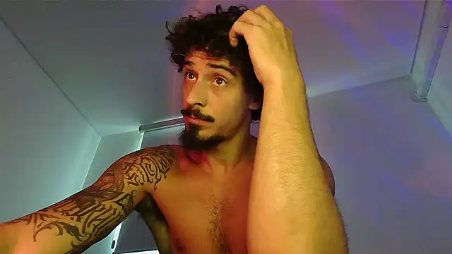 Snapshot of milkoffe chatting on April 2, 2026, 3:53 pm milkoffe online show from April 2, 2026, 3:53 pm