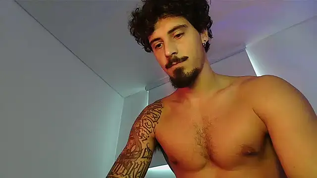 Snapshot of milkoffe chatting on April 13, 2026, 2:55 pm milkoffe online show from April 13, 2026, 2:55 pm