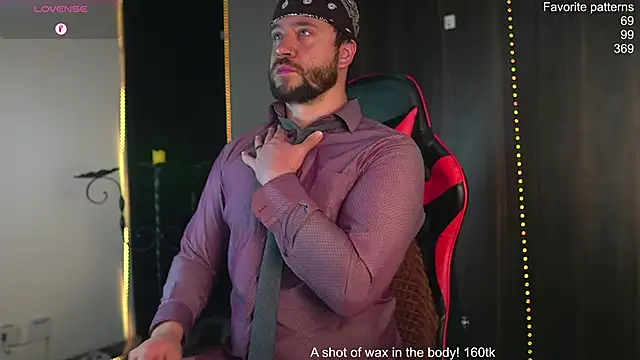 Snapshot of just_maxii chatting on February 6, 2026, 5:49 pm just maxii online show from February 6, 2026, 5:49 pm