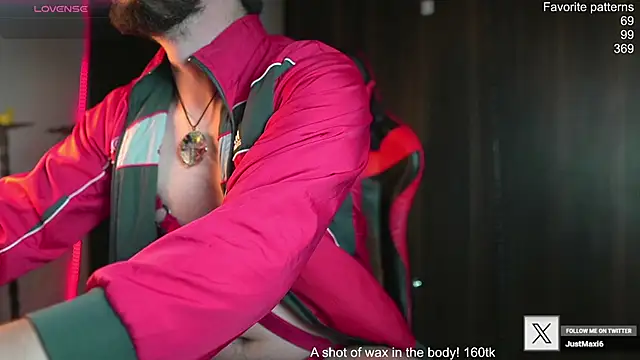 Snapshot of just_maxii chatting on February 22, 2026, 9:24 pm just maxii online show from February 22, 2026, 9:24 pm